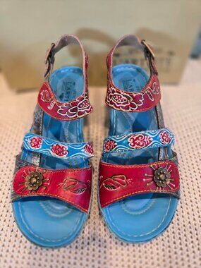 L'ARTISTE Sumacah Leather Floral Sandals Aqua/Multi Size 36 (US 5.5/6)